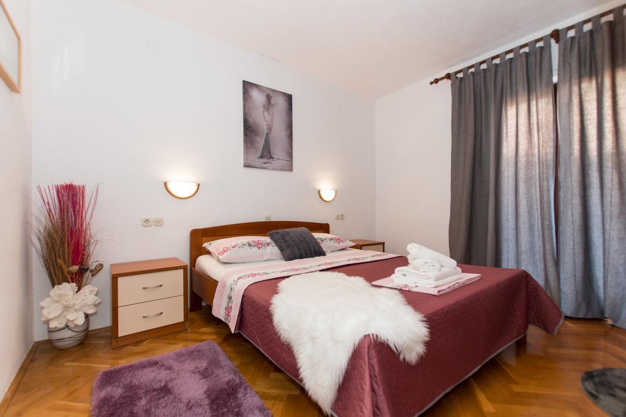 Seaview Apartment Slavica Брела Екстериор снимка